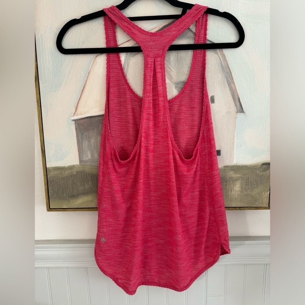 LULULEMON 105 F Singlet Seriously Light Luon Fabric Racerback Tank Berry Pink M - Picture 5 of 6